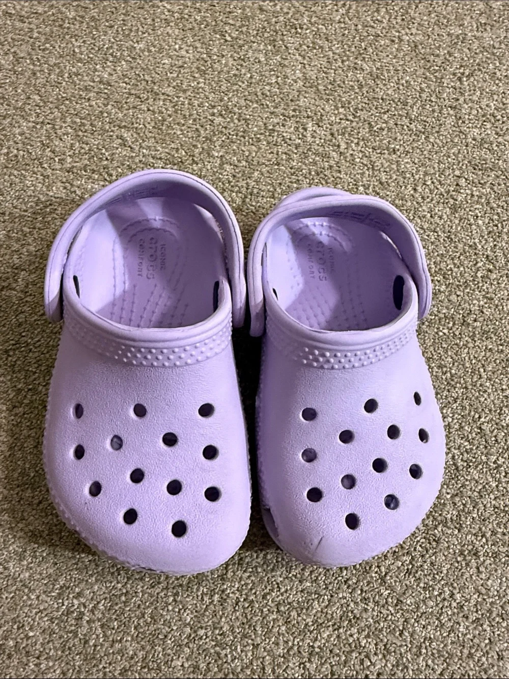 CROCS Kids Classic Clog in Lavender Purple Sz C6